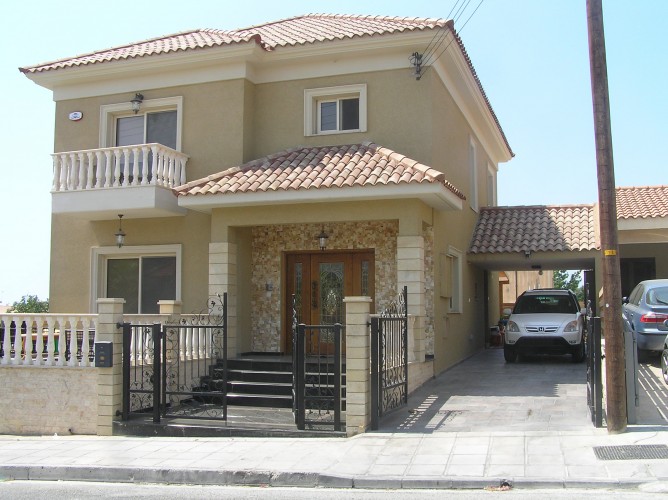 Ayia Phyla House